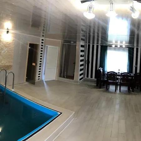 Апартаменты Zhelikhovskykh Татаров