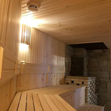 Zhelikhovskykh Apartment Tatariv